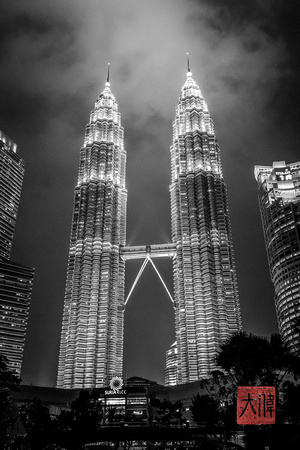 Petronas Twin Towers B&W